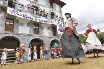 Goizuetako erraldoi eta buruhaundiak ostegunean, ostiralean eta igandean aterako dira. 