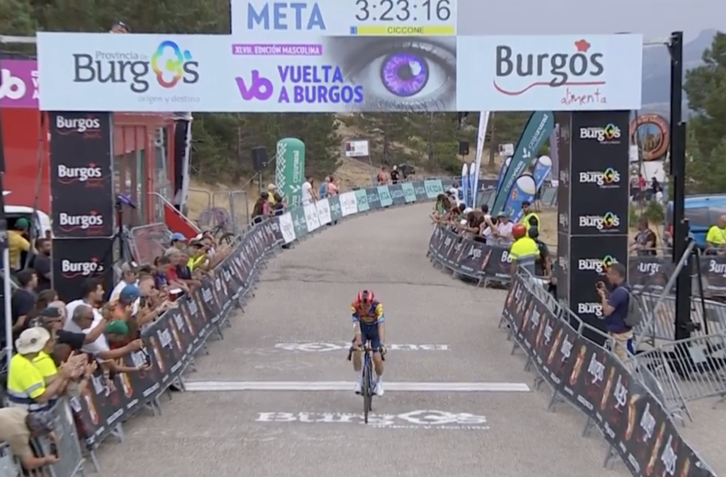 Giulio Ciccone ha ganado la última etapa de la Vuelta a Burgos.
