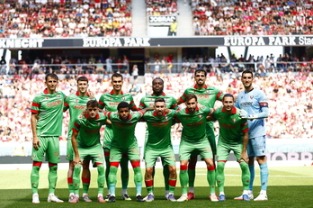 Este once de Friburgo apunta a muy titular, en ausencia de Rubén García y Víctor Muñoz.