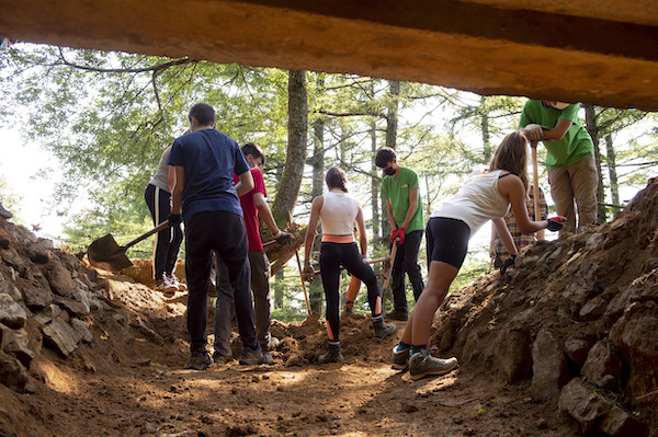 Los voluntarios adquieren competencias como el trabajo en equipo y la resolución de conflictos. (Iñigo URIZ | FOKU)