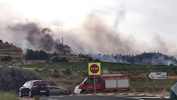 El incendio se ha desatado en Gimileo, cerca de Haro.