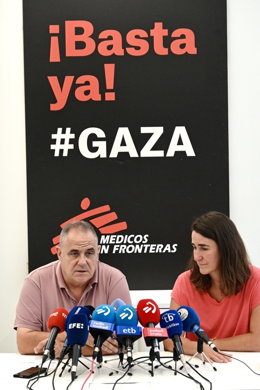 Aitor Zabalgogeazkoa ha dado testimonio en Bilbo de lo que ha visto en Gaza.