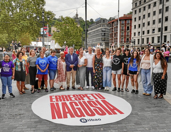 Presentación de la estrategia municipal «Errespetu Nagusia».