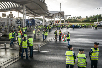Txaleko horien mobilizazioa Miarritzeko ordainlekuan 2018an.