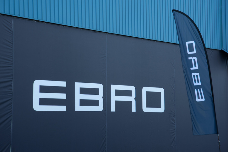 Fachada de la fábrica de Ebro en la Zona Franca de Barcelona.