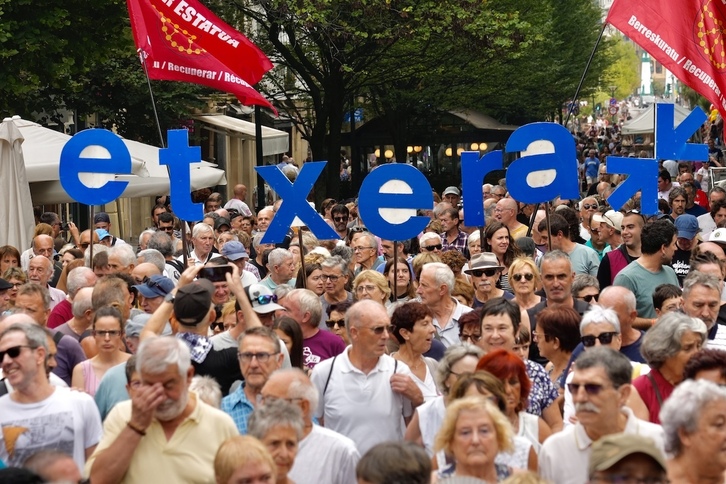 Donostian Sarek egin duen manifestazioa.