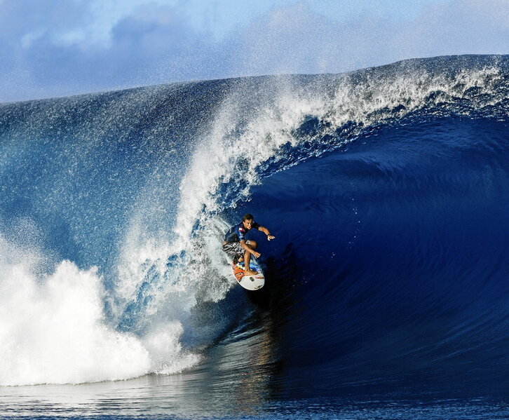 Molly Picklum, finaleko olatu batean.