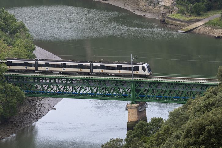 El cadáver se ha encontrado en la zona de la ría de Zumaia.