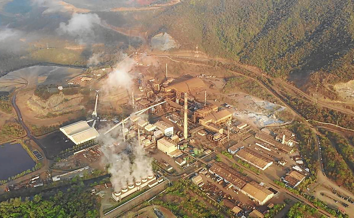 Planta de procesamiento de níquel en pleno funcionamiento. (Mining Secrets | Forbidden Stories)