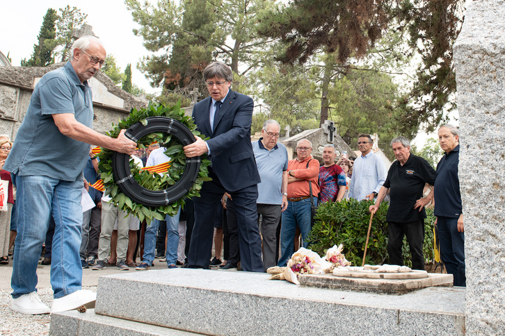 Puigdemont, en la ofrenda floral a Pompeu Fabra en la Universitat d’Estiu.