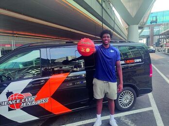 Great Osobor ha encontrado en el este de Alemania su primer equipo de basket profesional.