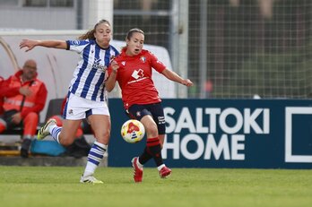 Un lance del partido en Tajonar entre Osasuna y Real Sociedad.