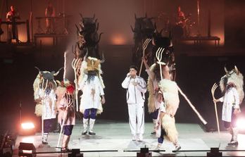 Elementu mitologikoak txertatu ditu ZETAK taldeak bere ‘MITOAROA’ emanaldian.  