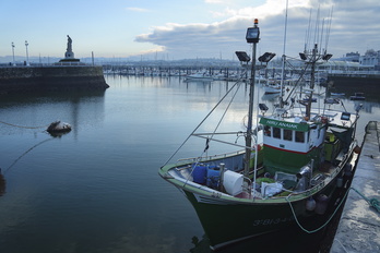 Han encontrado un cuerpo sin vida en el puerto de Santurtzi.