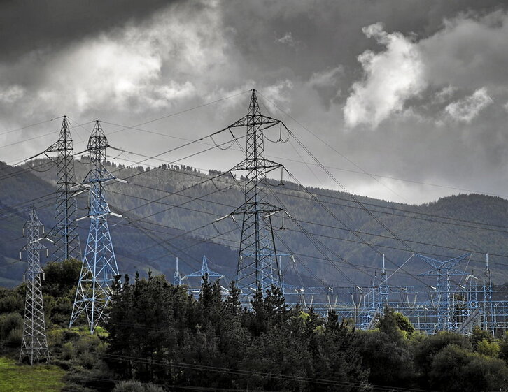 Torres de alta tensión.