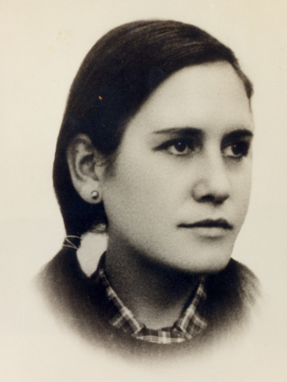 Oso gazte zelarik ateratako erretratoa.