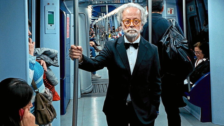 Fotograma de «Las delicias del jardín», comedia dramática dirigida, protagonizada y coescrita por Fernando Colomo.