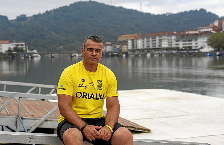 Iker Zabala, Orioko Arraunketa Elkarteko egoitzan.