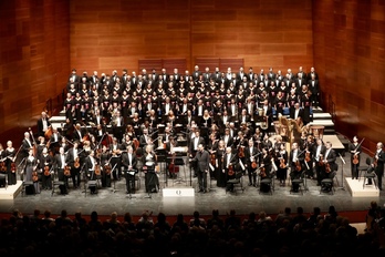 Gewandhausorchester Leipzig junto a Orfeón Donostiarra.