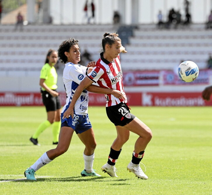 Ane Campos debutó como leona.