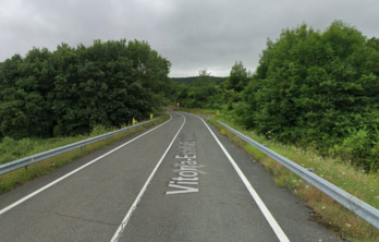 Azazeta mendatean gertatu da zoriozgaiztoko istripua.