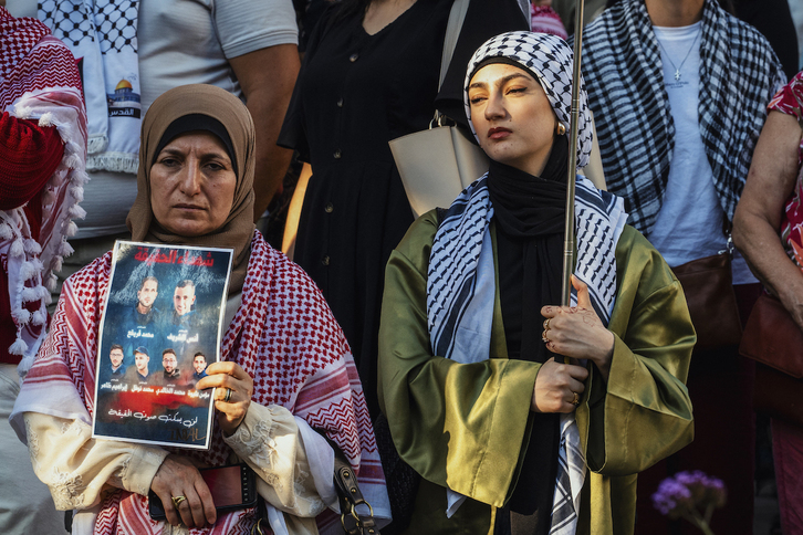Concentración en denuncia del genocidio en Amberes.