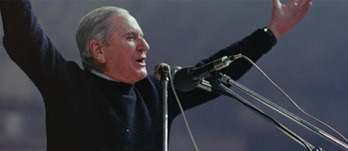 Telesforo Monzon 36ko gerrako jeltzale ezaguna ezker abertzalearen mitin batean 80ko hamarkadan.