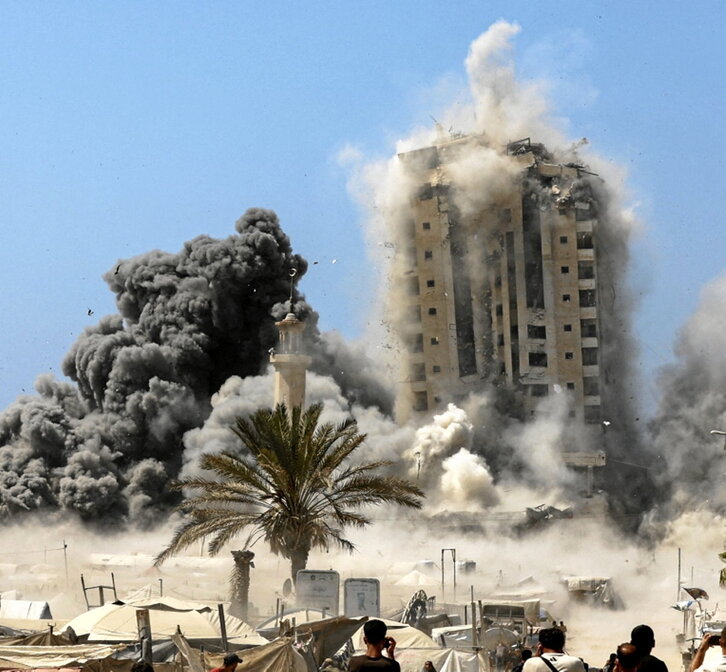 Edificio bombardeado en Gaza.