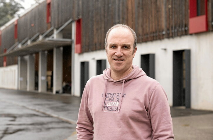 Garikoitz Mujika, Bernat Etxepare Lizeoko zuzendaria.