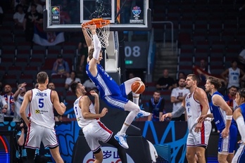 Lauri Markkanen se cuelga en las narices de la Serbia de Jokic, siendo una de las mayores sorpresas del Eurobasket.