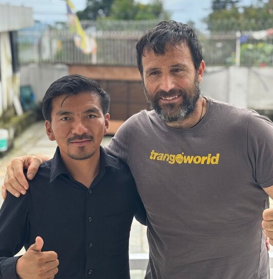 Ikusentzunezko bat grabatzeko Katmandun zebilen Txikon.