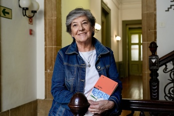 Laura Mintegi idazlea, ‘Akabo’ eleberria aurkeztu berritan.