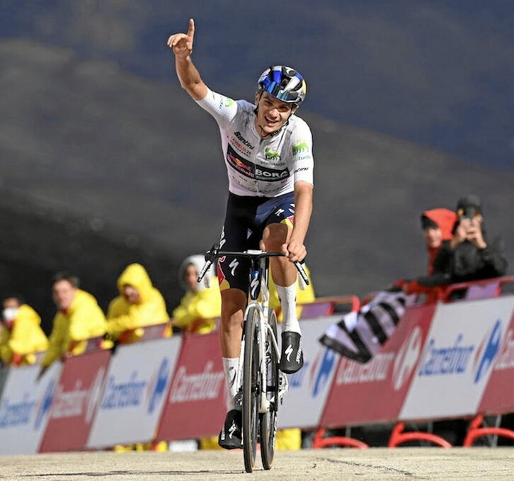 En un paisaje desolador por el reciente fuego, Giulio Pellizzari fue la luz.