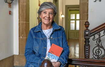 Laura Mintegi, «Akabo» eleberria aurkeztu berritan.