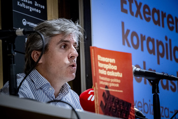 Unai Fernández de Betoño en Izaskun Arrue Kulturgunea.