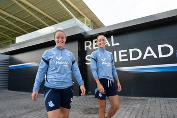 Eizagirre eta Moraza kapitainek prentsaurrekoa eskaini dute Zubietan.