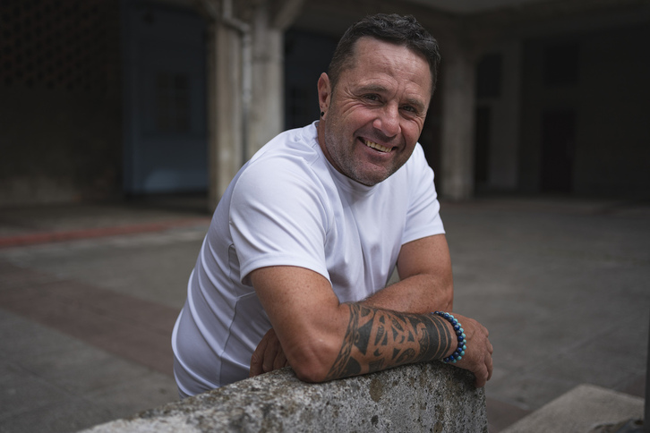 David Etxeberria, seleccionador de Euskadi sub-23, posa antes de comenzar la entrevista.