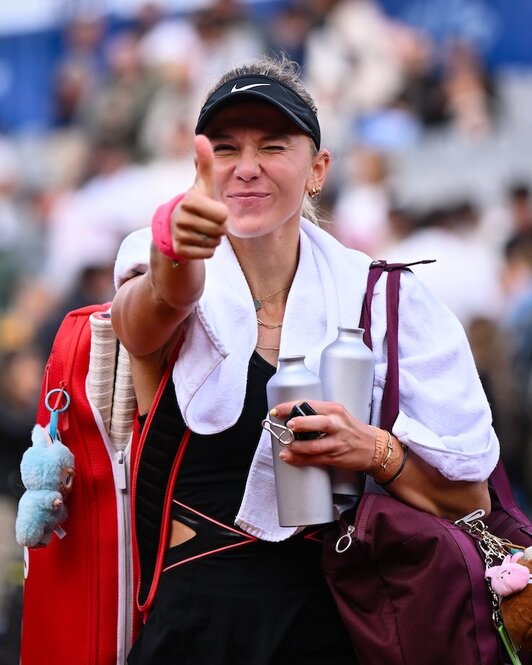 Gesto de alegría de Oksana Selekhmeteva, quien ha terminado por arrasar en Donostia.