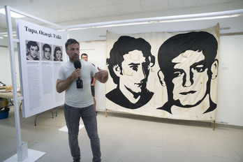 La exposición se abrió este lunes en Azpeitia y llegará luego a Zarautz.