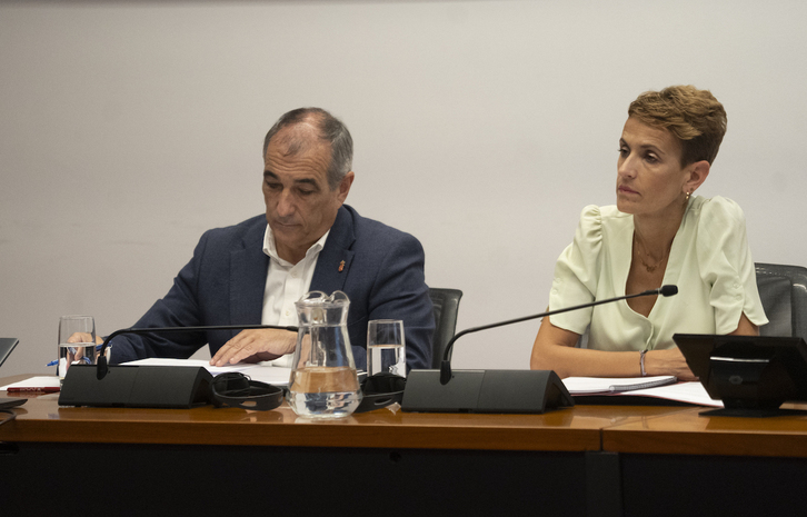 El consejero de Cohesión Territorial y la lehendakari de Nafarroa, Óscar y María Chivite, en una imagen de archivo.