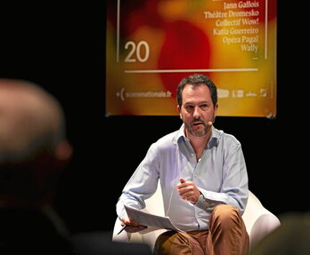 Godetek esan zuen Scene nationale-ren tokiko weba laster euskaraz ere izanen dela.