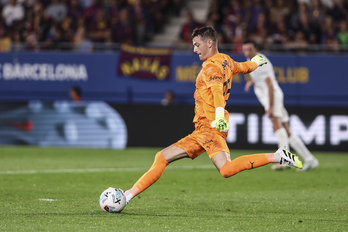 Julenen atea zulatzea ez da lan erraza izango Athleticeko aurrelarientzako.