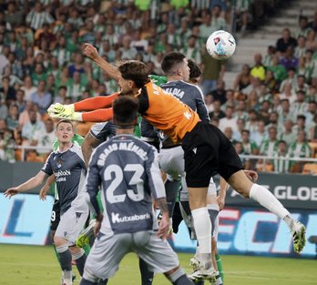 Esta fallida salida de puños de Remiro ha supuesto el principio del fin.