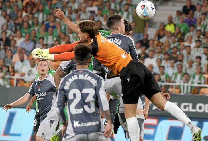 Esta fallida salida de puños de Remiro supuso el principio del fin.