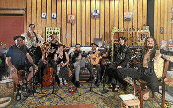 Jumelage y Familia Euskalo, durante su grabación conjunta.