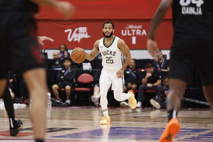 Markquis Nowell, jugando con Milwakee Bucks en la Summer League de este verano.