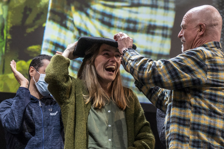 Joseba Etxebarria Uriarte, Nerea Ibarzabali 2021ko Bizkaiko txapela janzten.