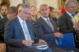 El secretario general de la OCDE, Mathias Cormann, a la izquierda, en una imagen de archivo.