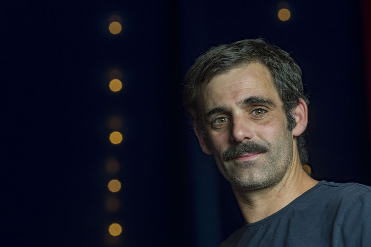 Pedro Mari Otaño gorpuzten du Usabiagak filmean.