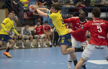 Gorka Nieto, EHF European Leagueko partida batean.